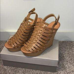 Mossimo brown wedges